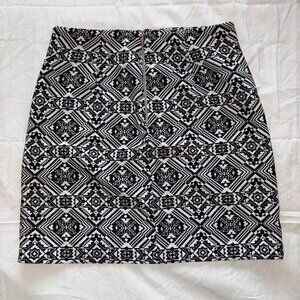 Koton Black White Geometric Print Mini Skirt Back Zip | Size 38 | Worn Once